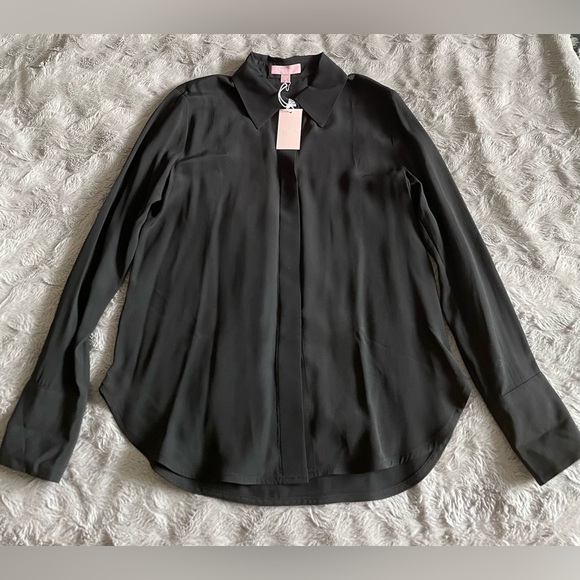 NUMI | Silk Blouse - Picture 3 of 6